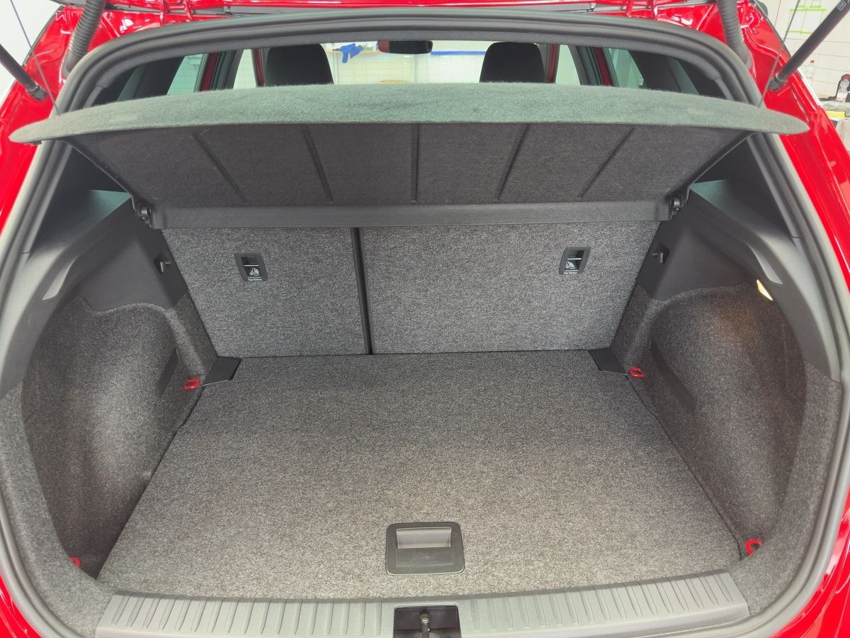 Arona 1.0 TSI DSG FR Kamera ACC LED Park Ass. Lane Ass. Climatronic