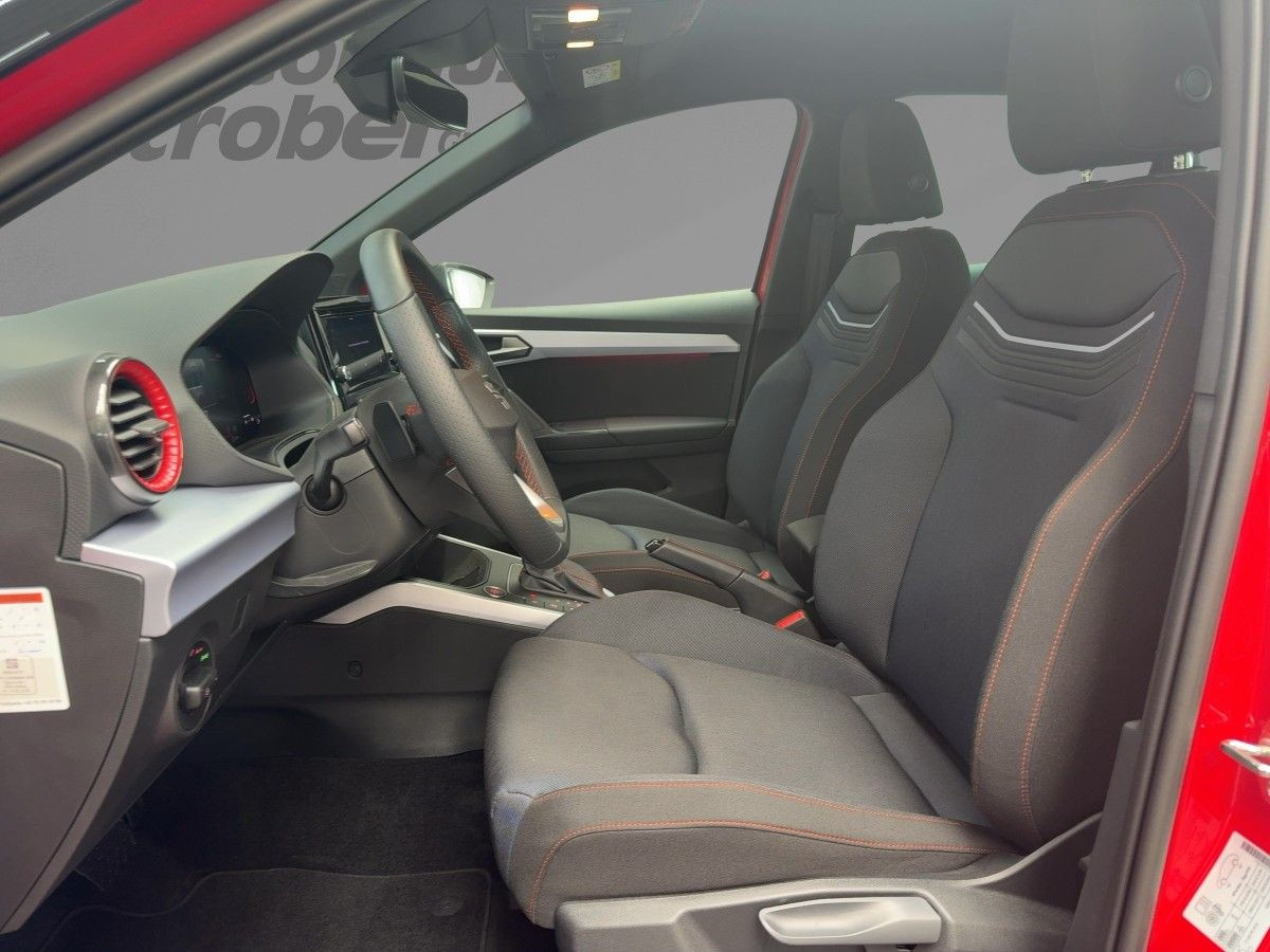 Arona 1.0 TSI DSG FR Kamera ACC LED Park Ass. Lane Ass. Climatronic