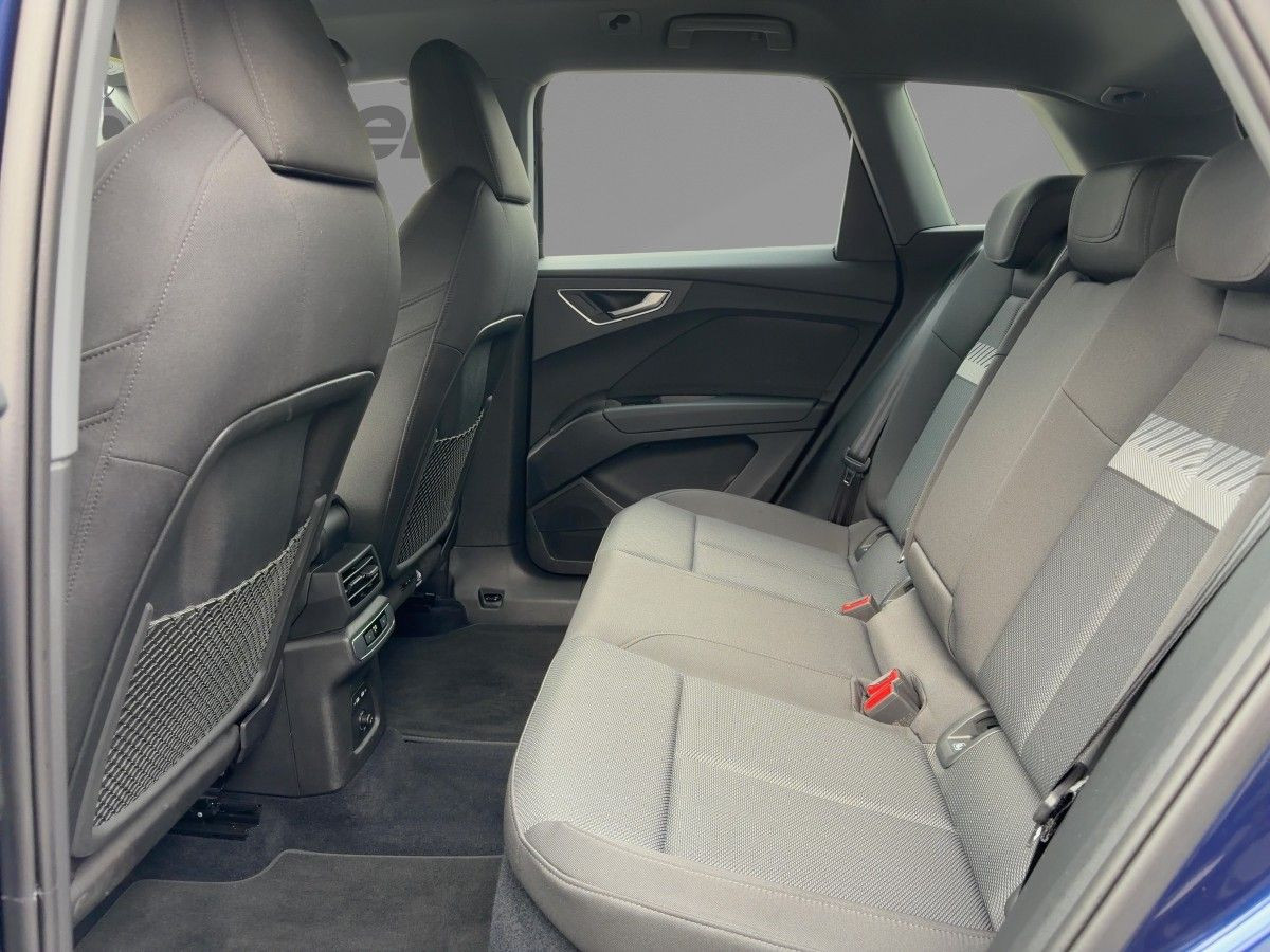 Q4 e-tron Quattro 82 kWh advanced MMI-Navi-Plus LED Kamera Sitzh.