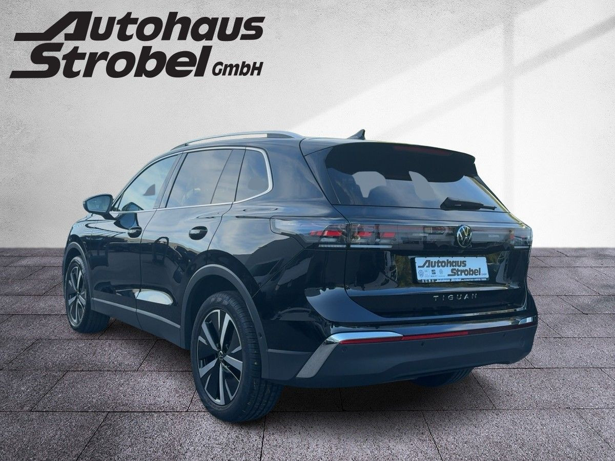 Tiguan 2.0 TDI DSG Elegance AHK Navi HD-Matrix Standh. Pano Leder Area View