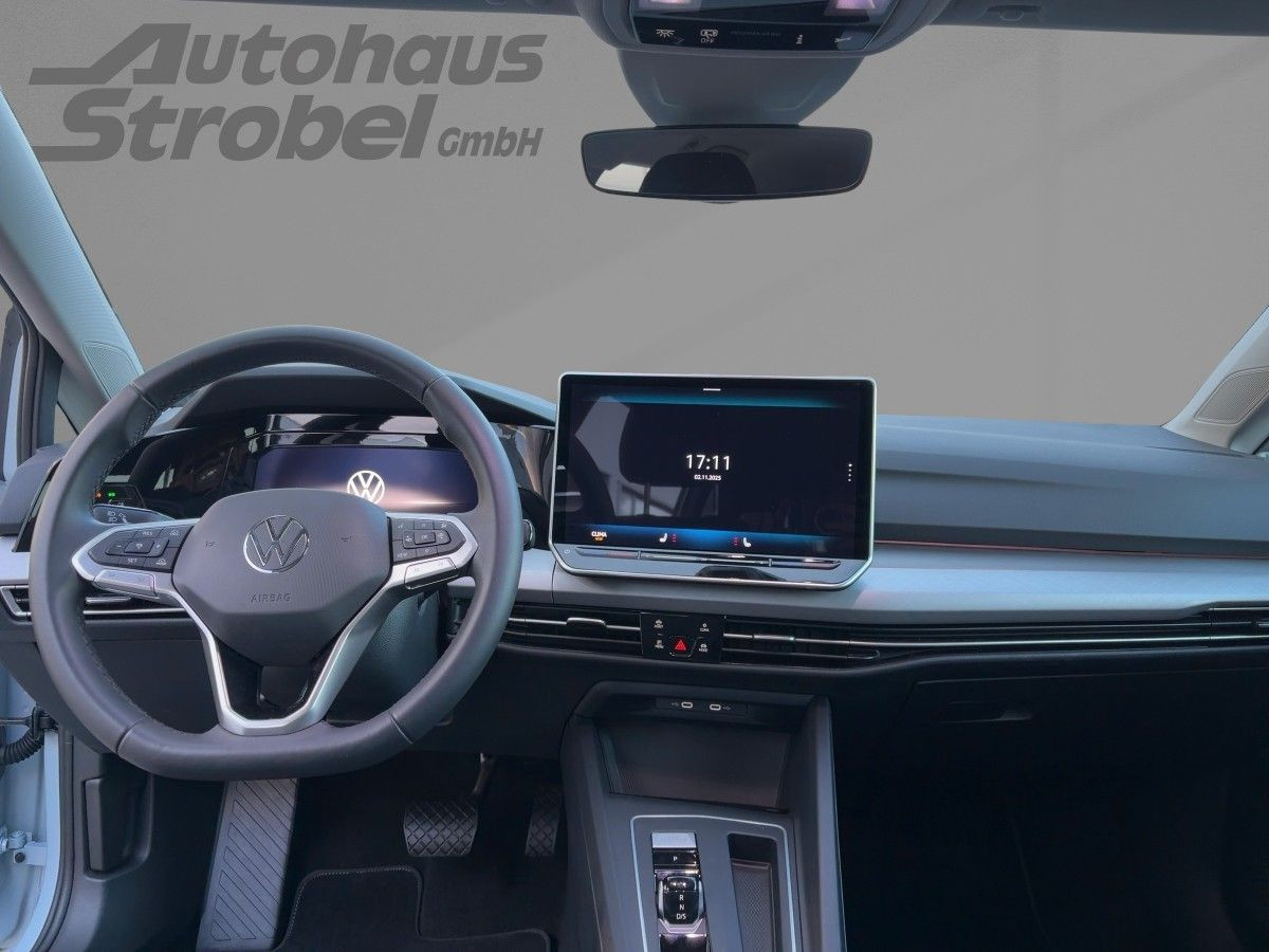 Golf VIII Variant 1.5 eTSI DSG Life ab 3,99% AHK ACC LED-Matrix Head-Up Kamera Navi Side-Ass