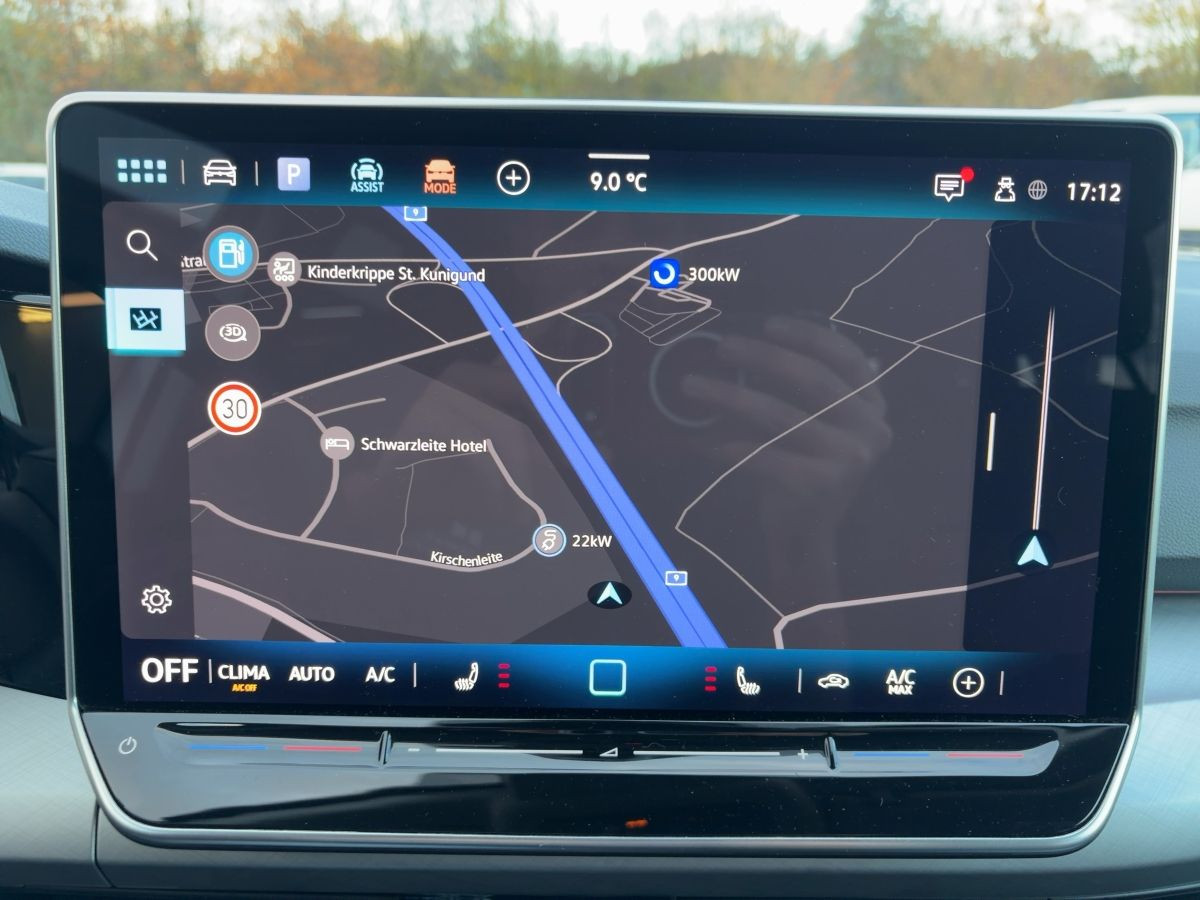 Golf VIII Variant 1.5 eTSI DSG Life ab 3,99% AHK ACC LED-Matrix Head-Up Kamera Navi Side-Ass