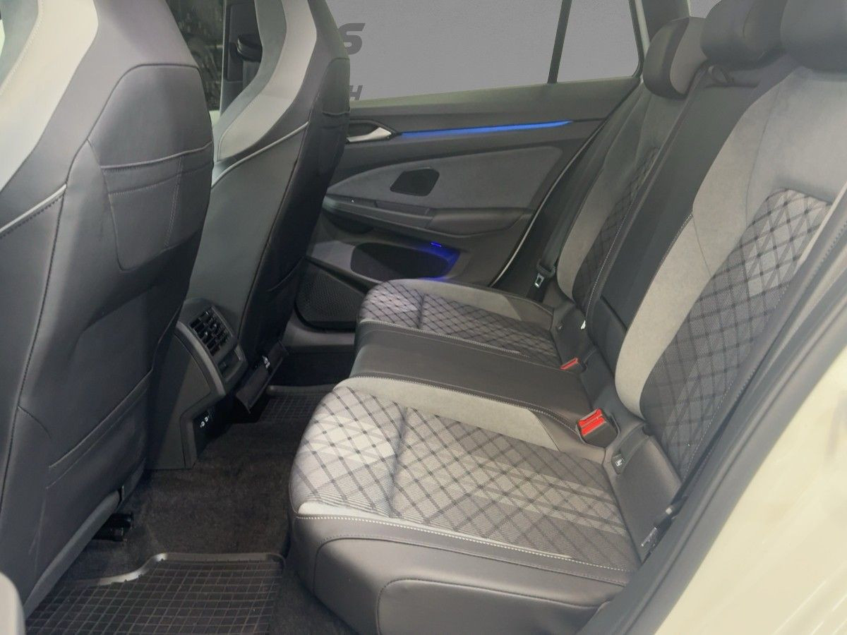 Golf VIII Variant 2.0 TSI DSG 4M R-Line ACC LED-Matrix Navi Kamera Harmon Kardon Climatronic