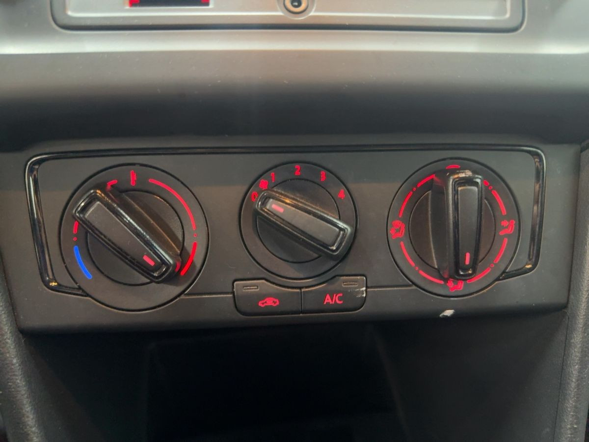 Polo 1.0 Trendline Klima Nebel elektr. Spiegel + FH ZV