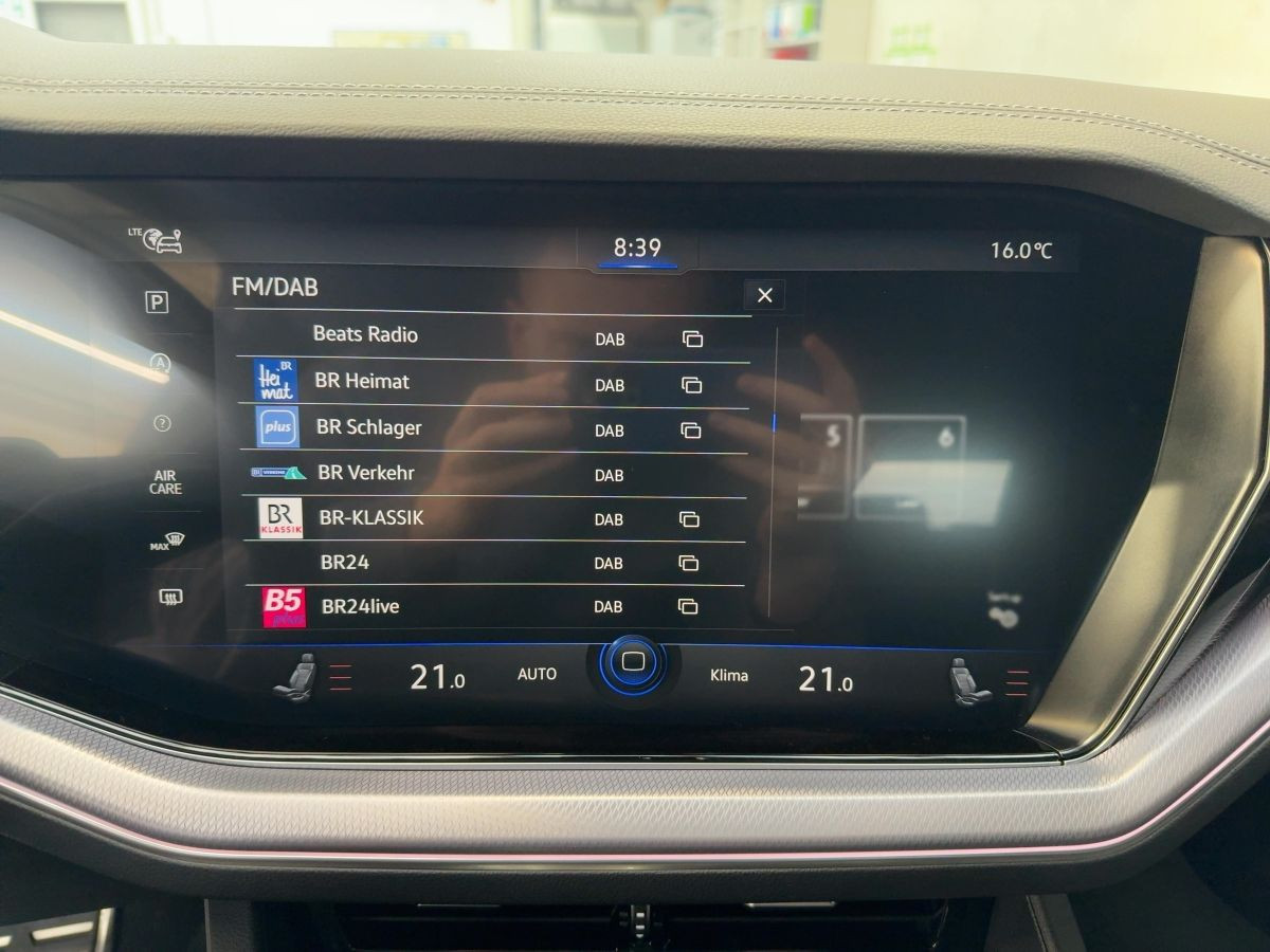 Touareg 3.0 V6 TDI DSG 4M R-Line ACC AHK Navi LED Kamera Luft Leder Climatronic