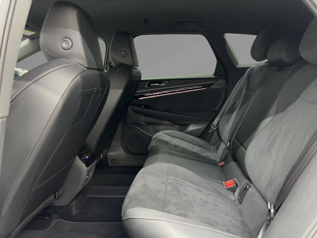 ID.7 Tourer Pro S ab 1,49% 91 kWh Wärmep. AHK LED-Matrix Navi Area View