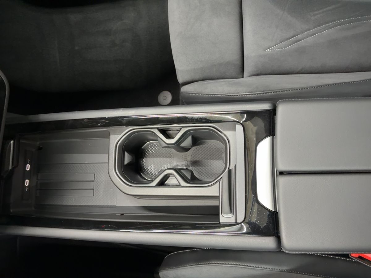 ID.7 Tourer Pro S ab 1,49% 91 kWh Wärmep. AHK LED-Matrix Navi Area View