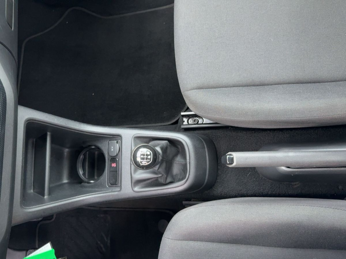 up! 1.0 move up! ab 3,99 % Klima Bluet. Sitzh. elektr. Spiegel + FH