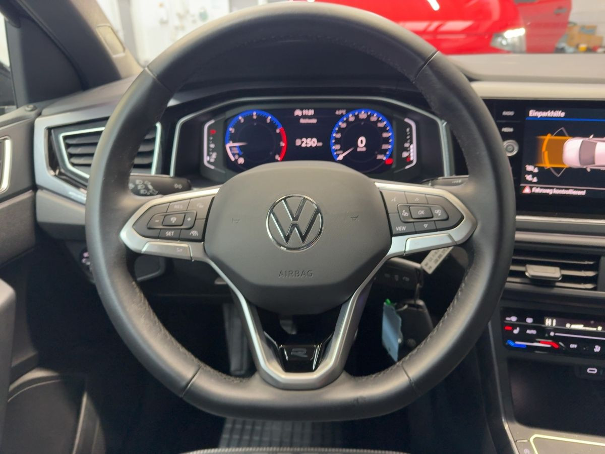 Polo 1.0 TSI R-Line ACC LED-Matrix Climatronic Bluet. Lane Ass. Start/Stopp