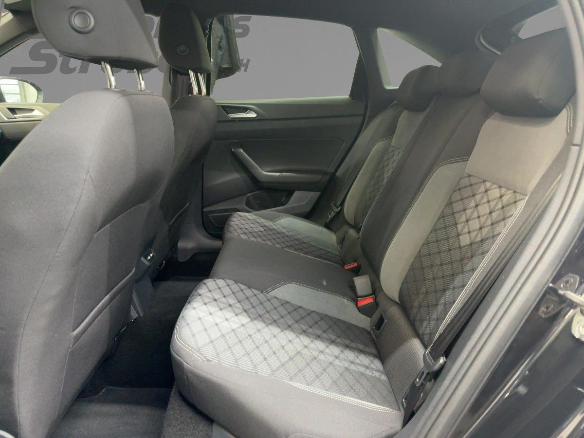 Taigo 1.5 TSI DSG R-Line ACC LED-Matrix Kamera Climatronic Bluet. Sitzh.