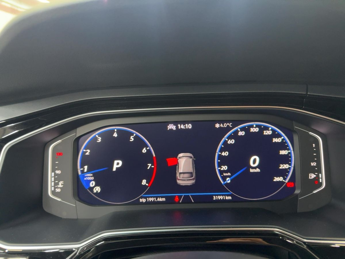 Taigo 1.5 TSI DSG R-Line ACC LED-Matrix Kamera Climatronic Bluet. Sitzh.