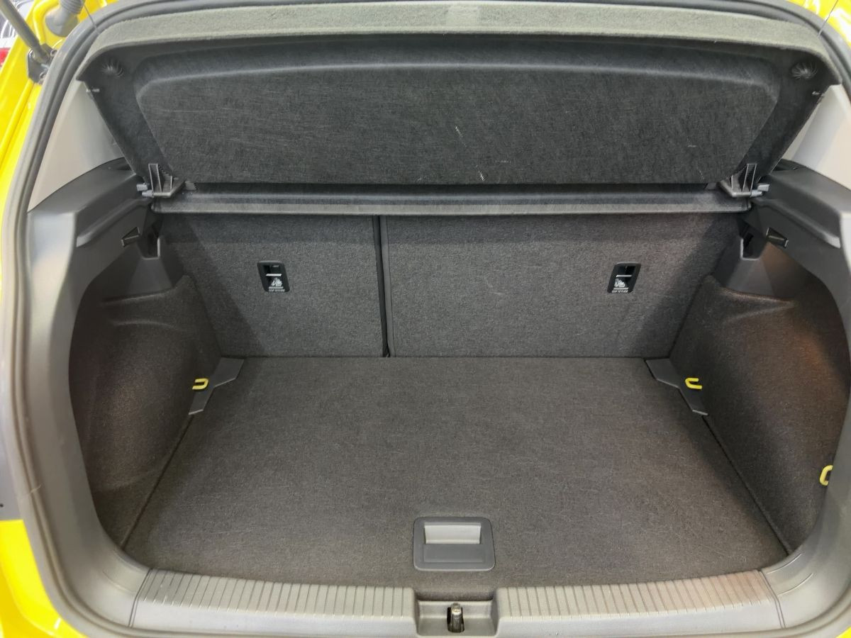 T-Cross 1.0 TSI DSG Life ab 3,99 % LED Klima Einparkh. Bluet. Front Ass. Lane Ass.