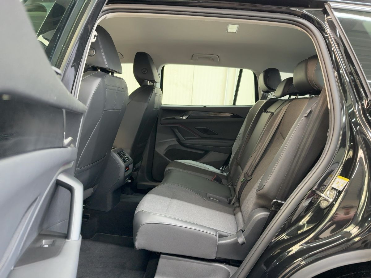 Tayron 2.0 TDI DSG 4M Life ab 3,99% 7-Sitze ACC DCC AHK Navi Area View LED-Matrix