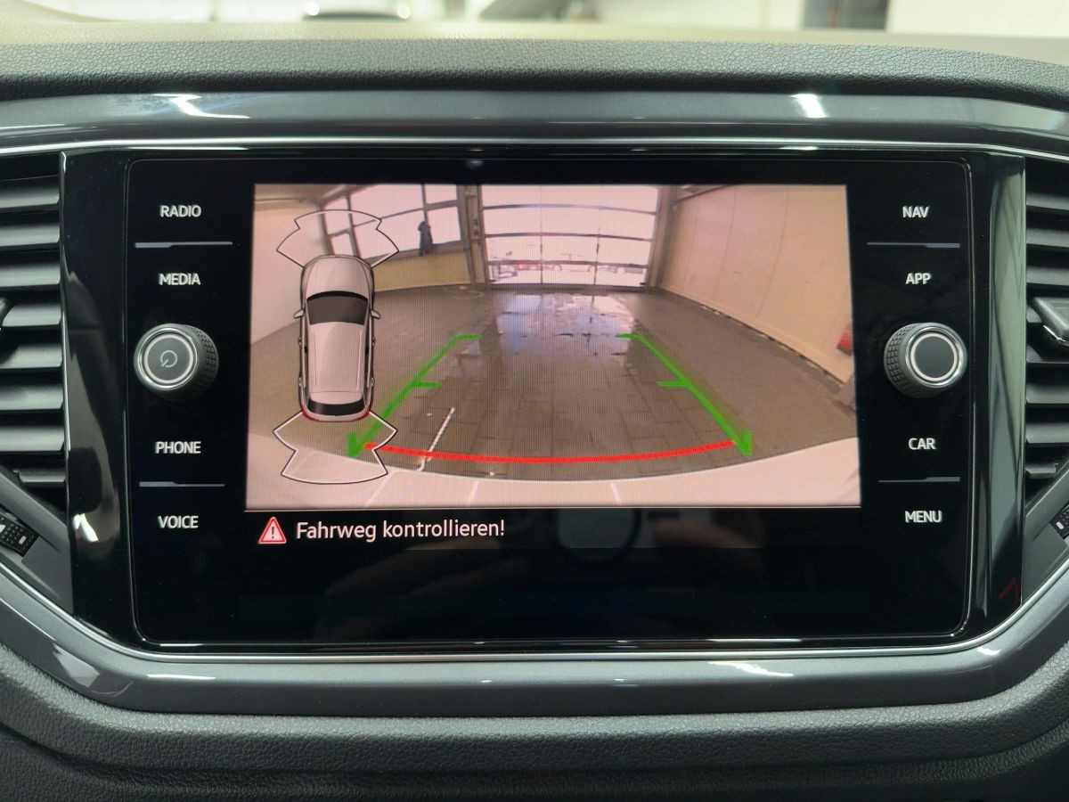 T-Roc 1.5 TSI DSG R-Line Navi Kamera Climatronic Lane Ass. Sitzh.