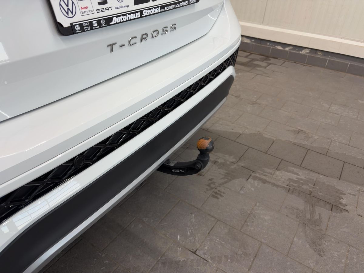 T-Cross 1.5 TSI DSG R-Line 3,99 % ACC Kamera LED-Matrix Bluet. Sitzh.