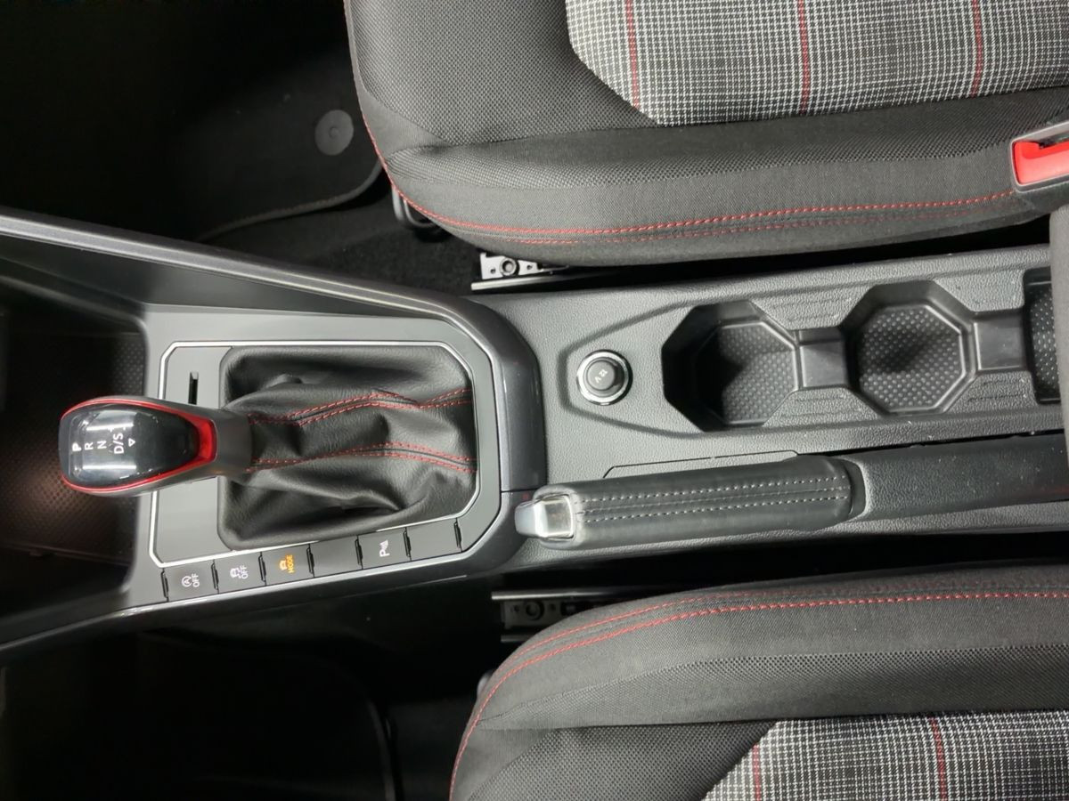 Polo GTI 2.0 TSI DSG ab 3,99% ACC Navi LED-Matrix Bluet. Climatronic Sitzh.