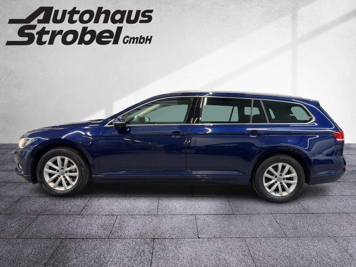Passat Variant 2.0 TDI DSG Comfortline ACC AHK Navi Standh. Einparkh. Bluet. Sitzh.