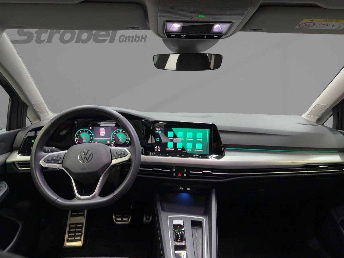 Golf VIII 1.5 eTSI DSG 