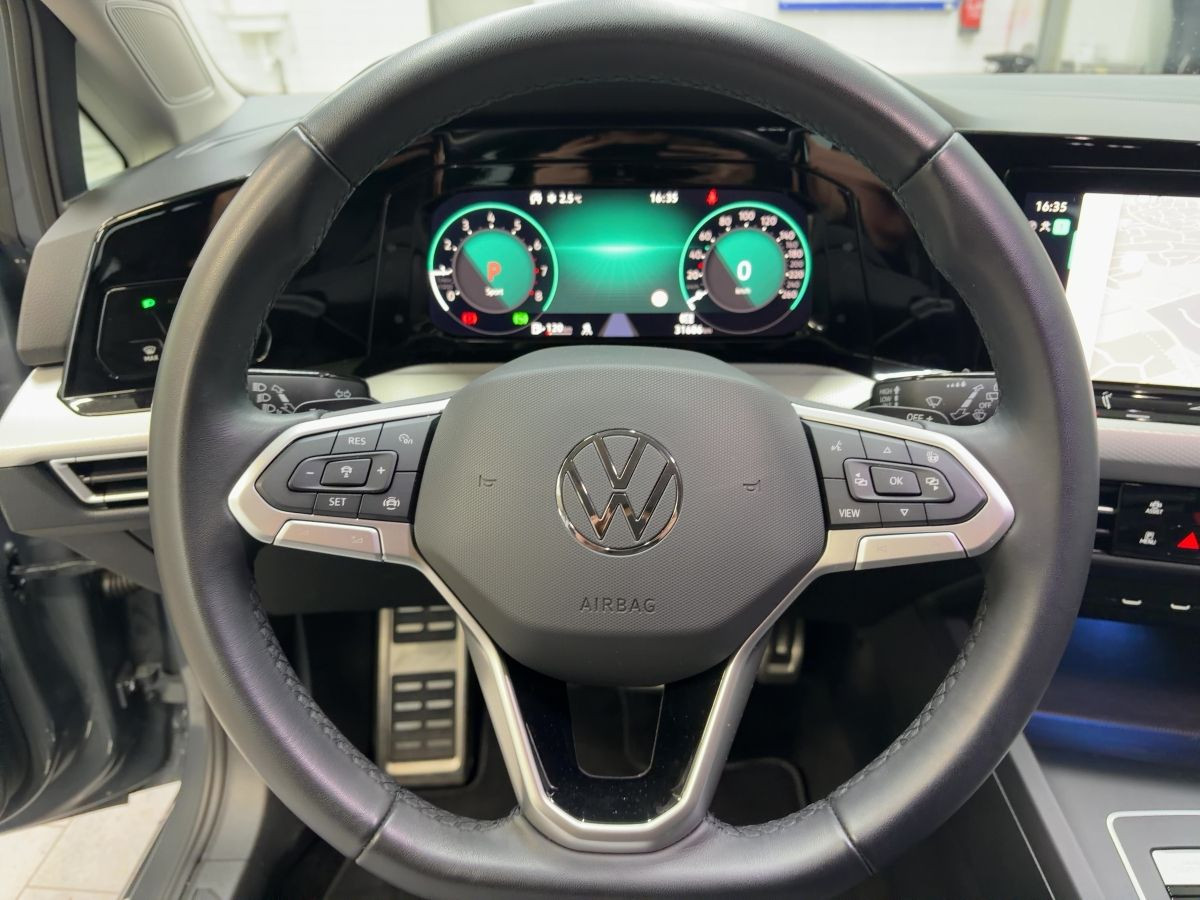 Golf VIII 1.5 eTSI DSG 