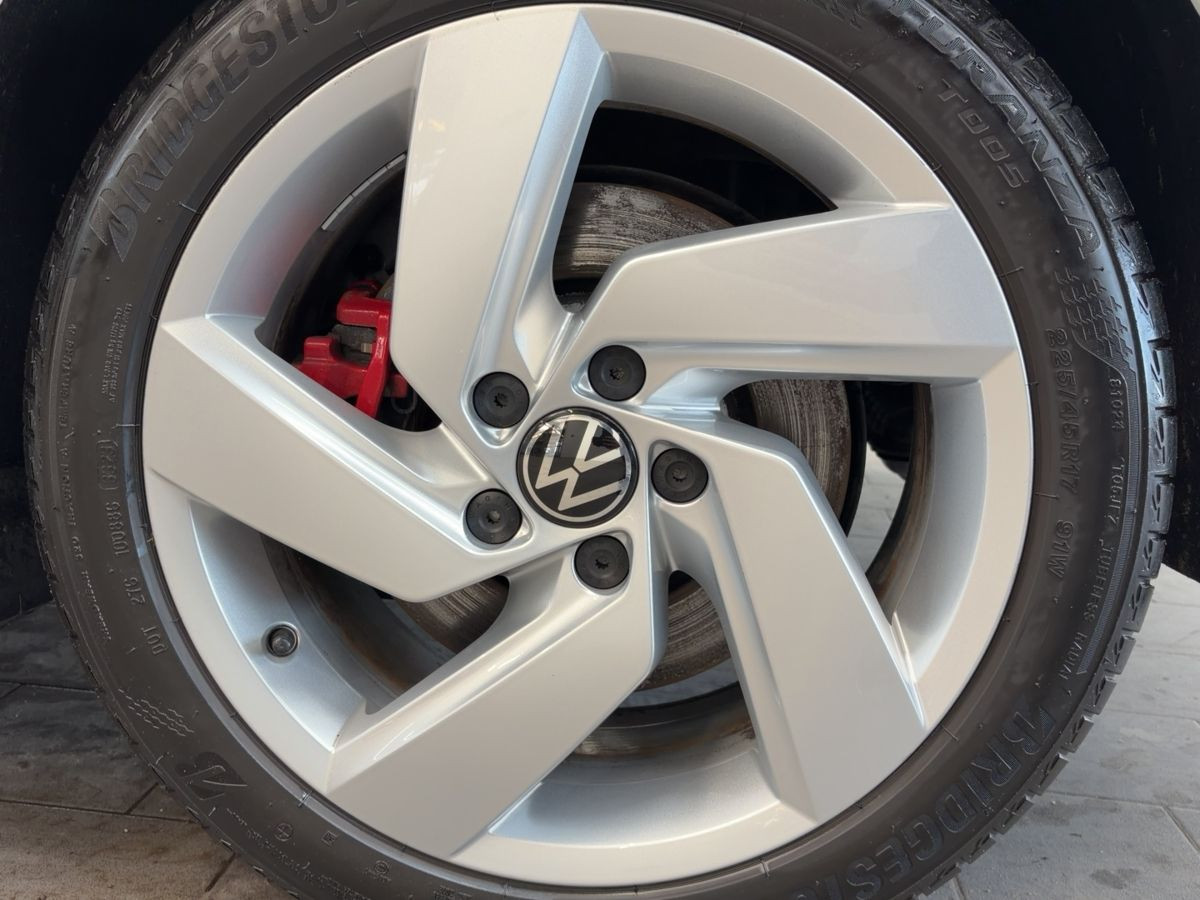 Golf VIII GTI 2.0 TSI DSG ACC LED Plus Climatronic Bluet. DAB+ Lane-Ass. Front-Ass.