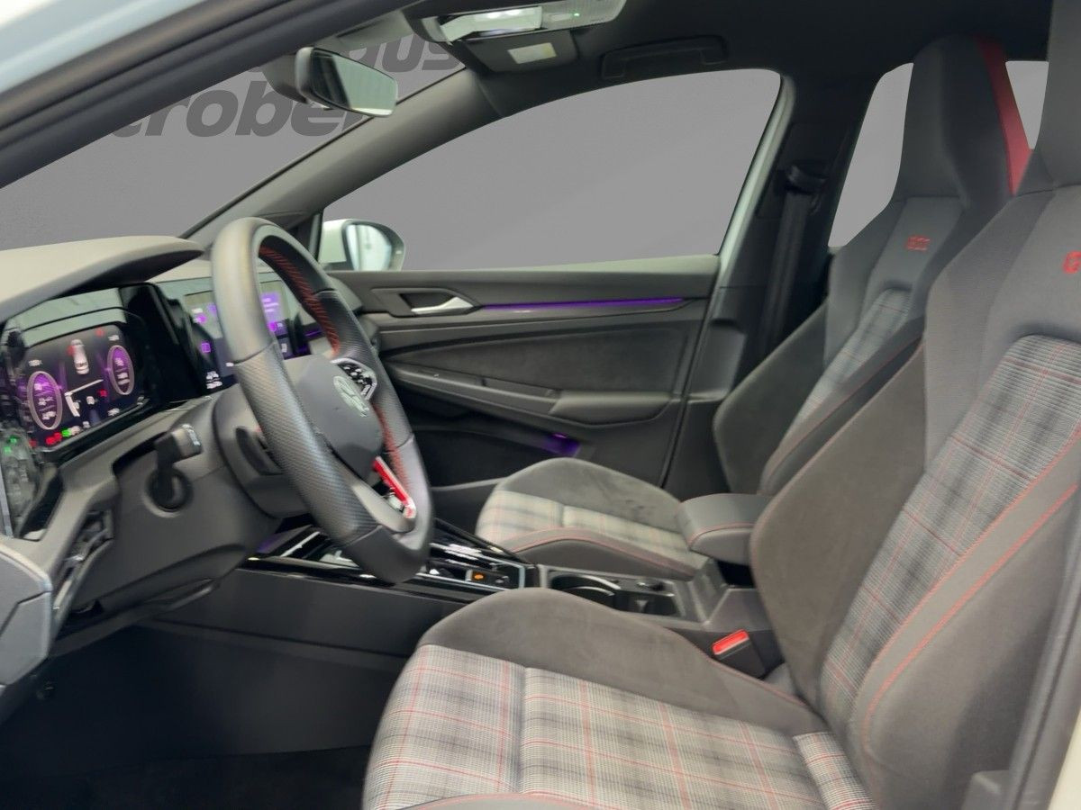 Golf VIII GTI 2.0 TSI DSG ACC LED Plus Climatronic Bluet. DAB+ Lane-Ass. Front-Ass.