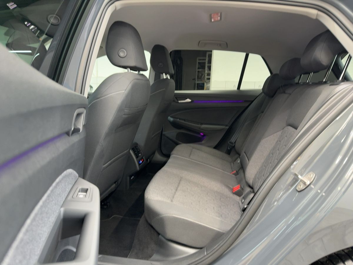 Golf VIII 1.5 eTSI DSG 