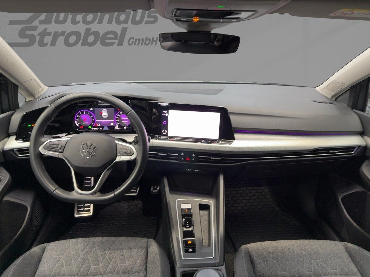 Golf VIII 1.5 eTSI DSG 