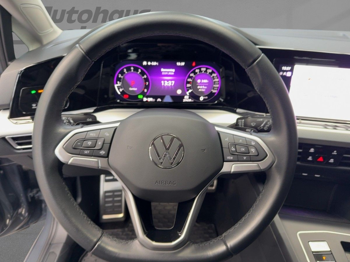 Golf VIII 1.5 eTSI DSG 