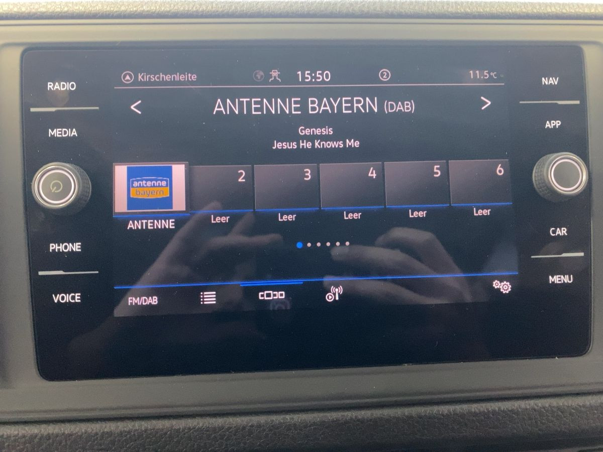 Crafter Kombi 2.0 TDI 4M LR 9-Sitze LED Navi Kamera Bluet. Sitzh. Klima