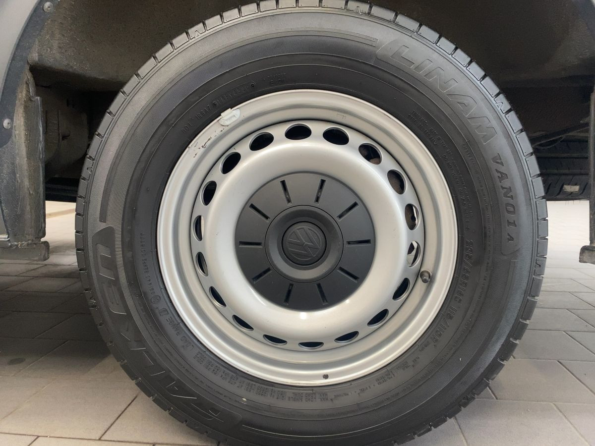 Crafter Kombi 2.0 TDI 4M LR 9-Sitze LED Navi Kamera Bluet. Sitzh. Klima