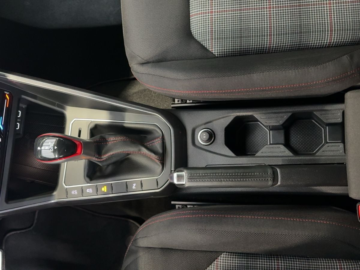 Polo GTI 2.0 TSI DSG ab 3,99% ACC Navi Kamera LED-Matrix Bluet. Sitzh.