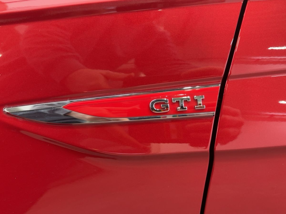 Polo GTI 2.0 TSI DSG ab 3,99% ACC Navi Kamera LED-Matrix Bluet. Sitzh.