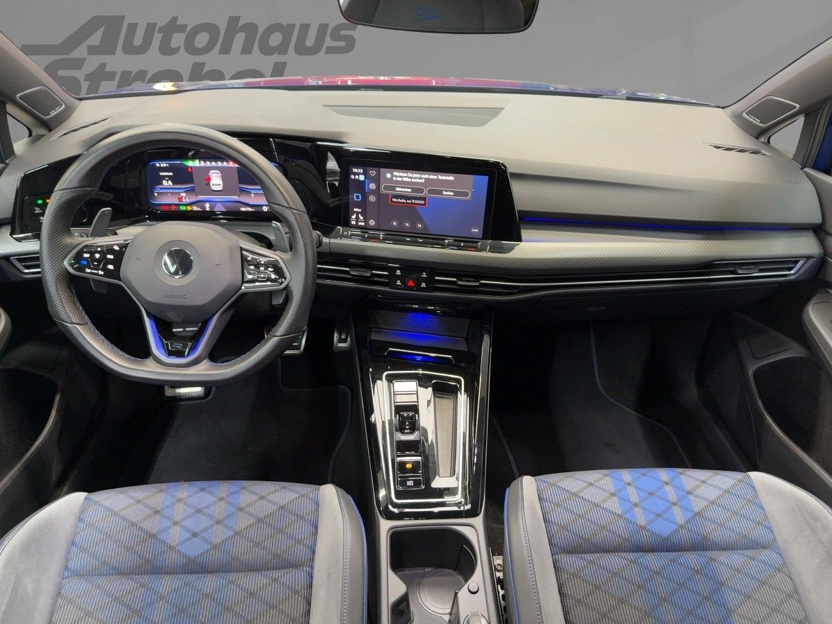 Golf VIII R 2.0 TSI DSG 4M AKRAPOVIC Perf. Paket Navi LED-Matrix Harman Kardon