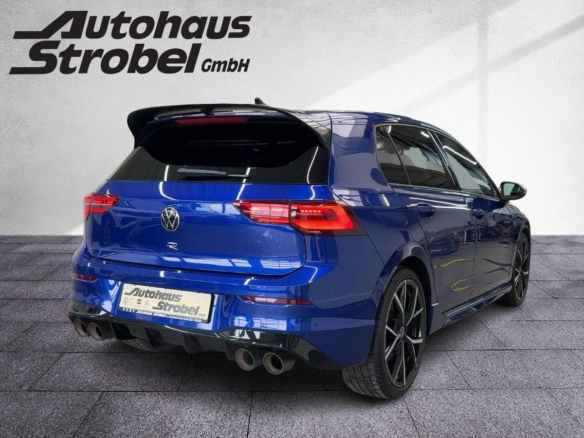 Golf VIII R 2.0 TSI DSG 4M AKRAPOVIC Perf. Paket Navi LED-Matrix Harman Kardon