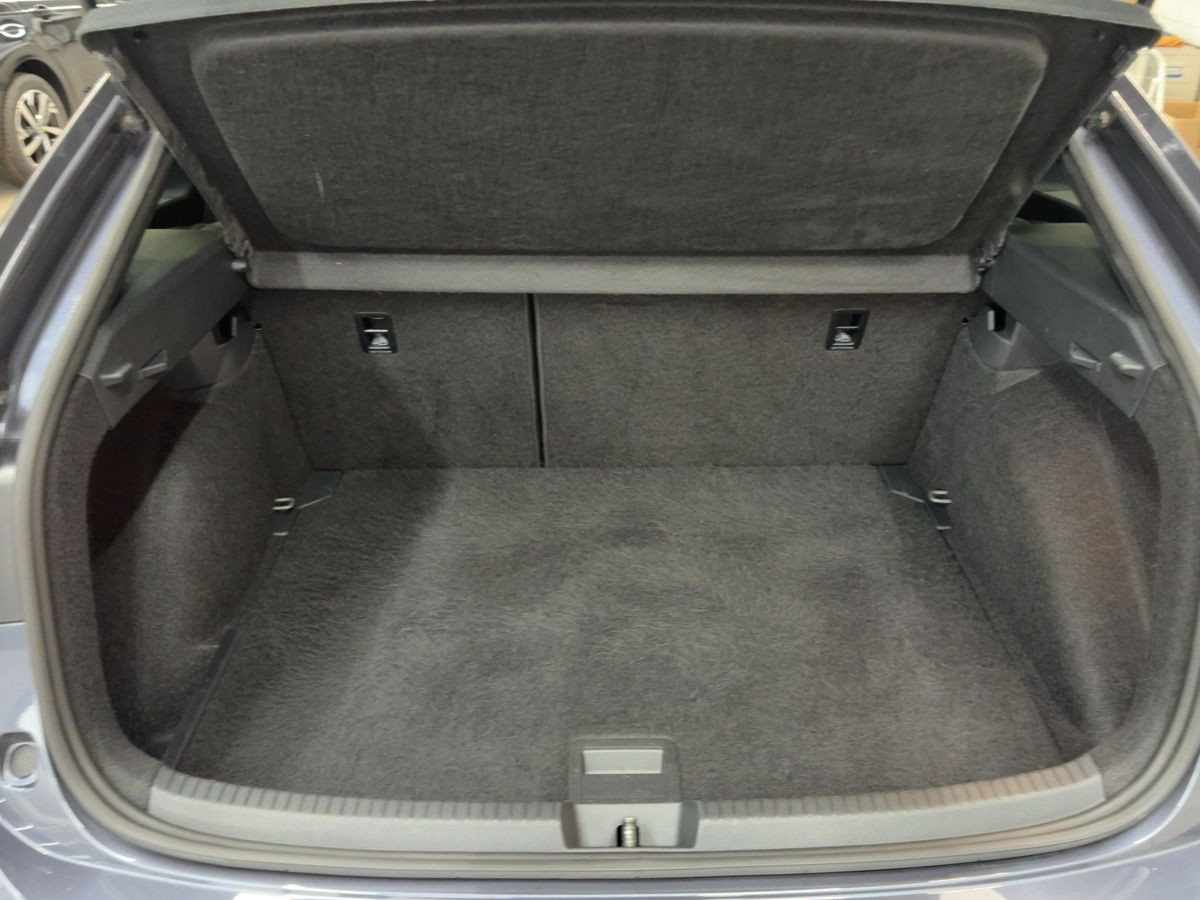 Taigo 1.5 TSI DSG R-Line ACC LED-Matrix Kamera Climatronic Sitzh. Lane-Ass.