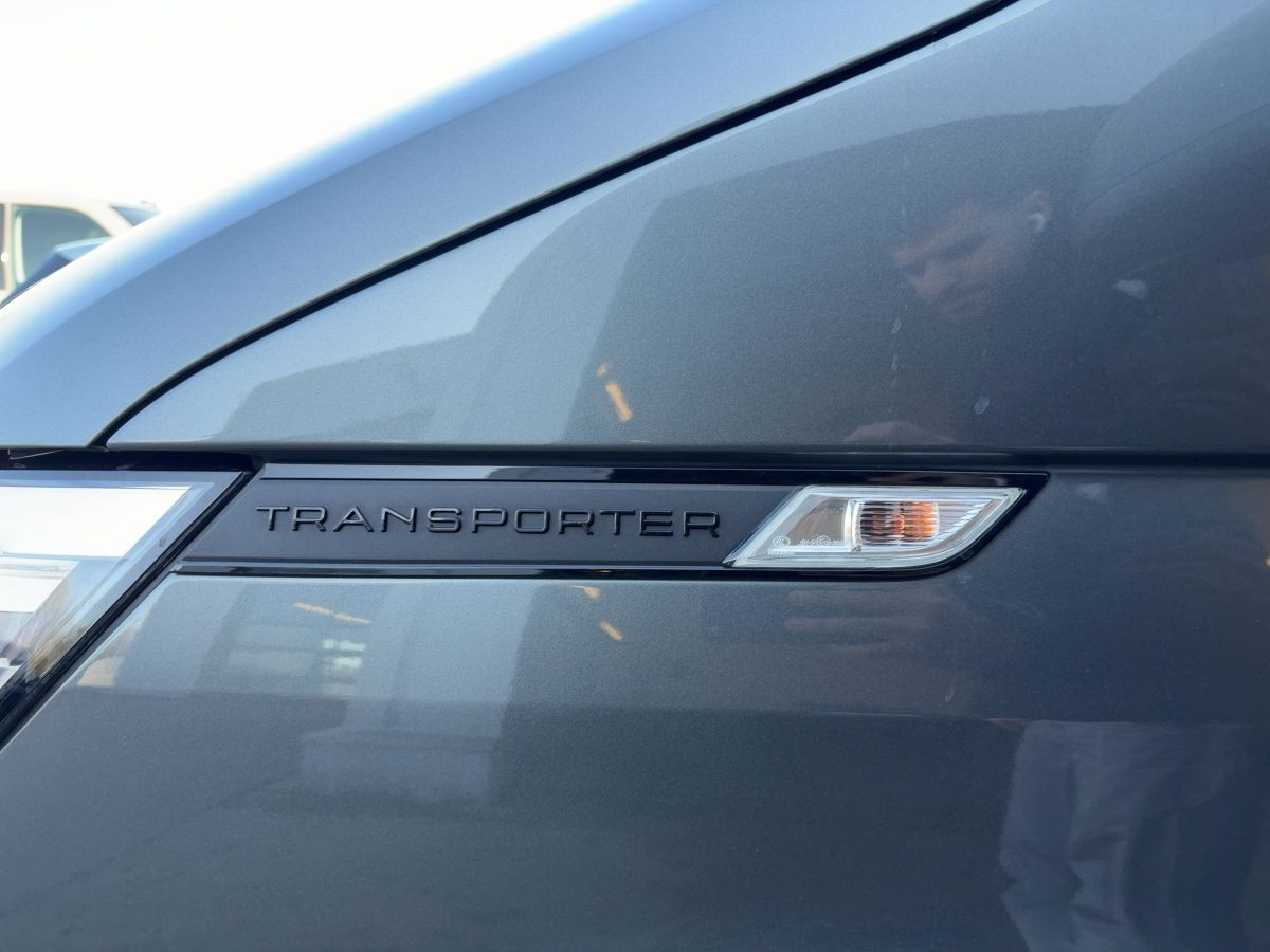 T6.1 Kombi 2.0 TDI 4M 9-Sitze ACC Navi LED Parkp. Bluet. Sitzh.