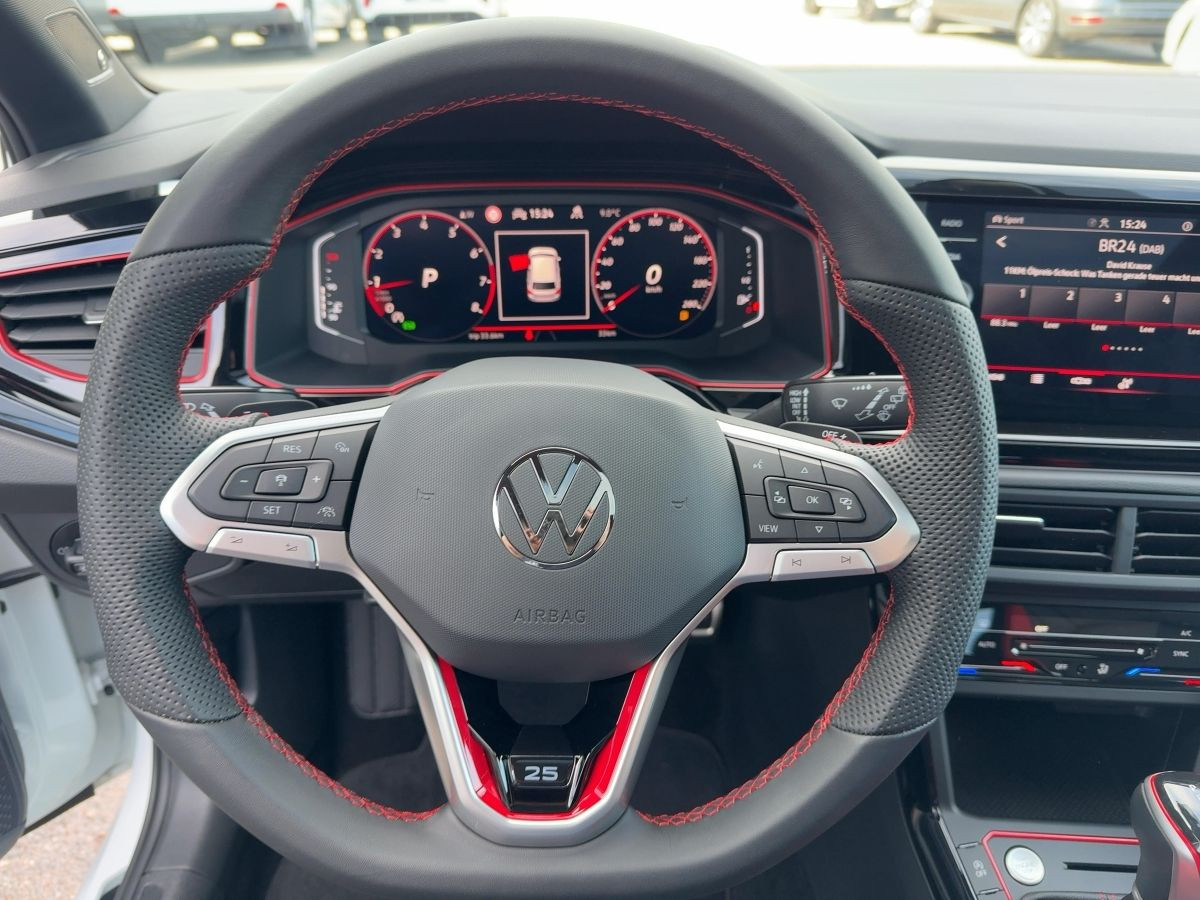 Polo GTI 2.0 TSI DSG Edition 25 ab 3,99% ACC Navi LED-Matrix Pano Sport Select