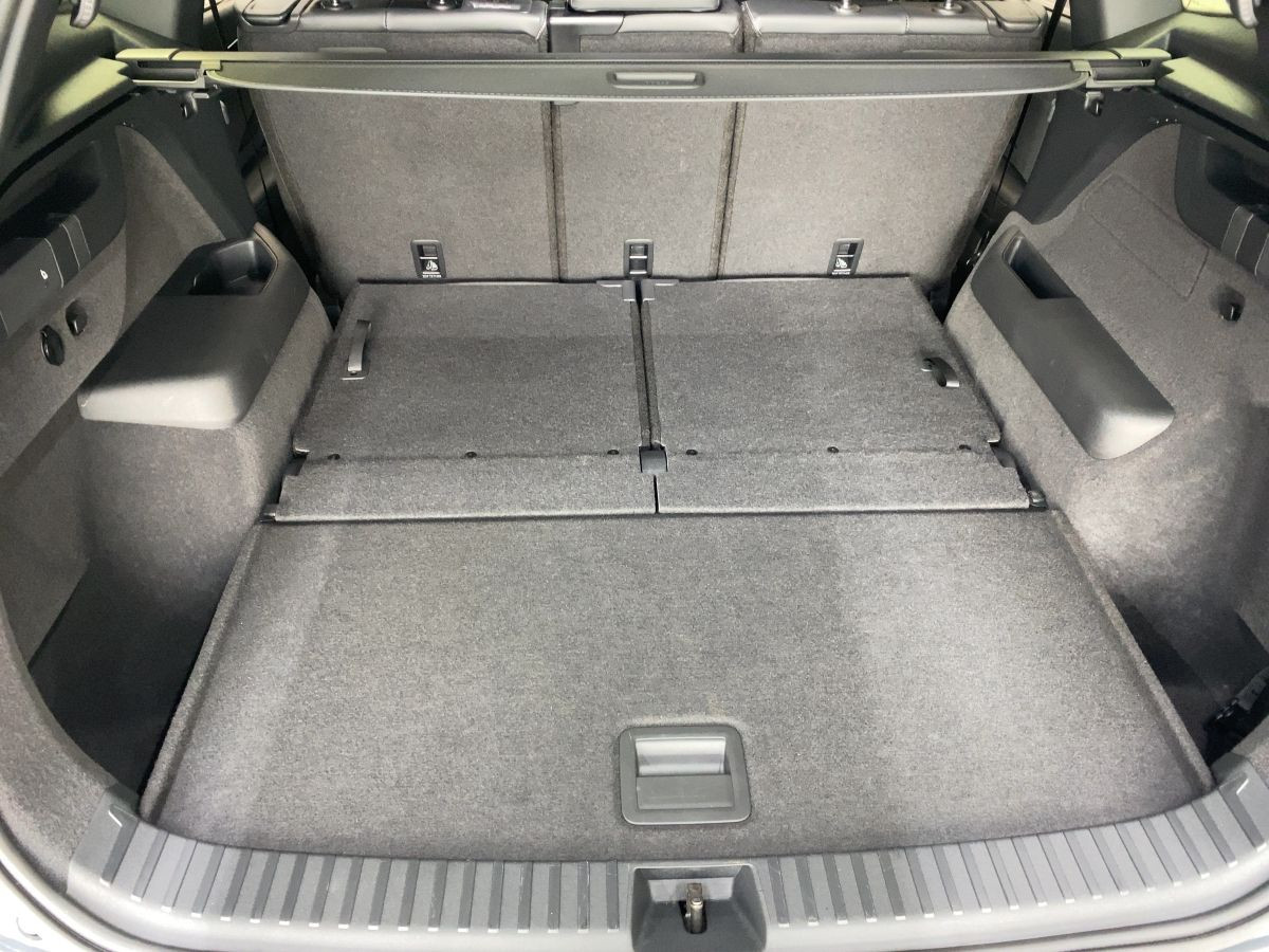 Tayron 2.0 TDI DSG R-Line ab 3,99 % 7-Sitze ACC Navi Standh. LED 